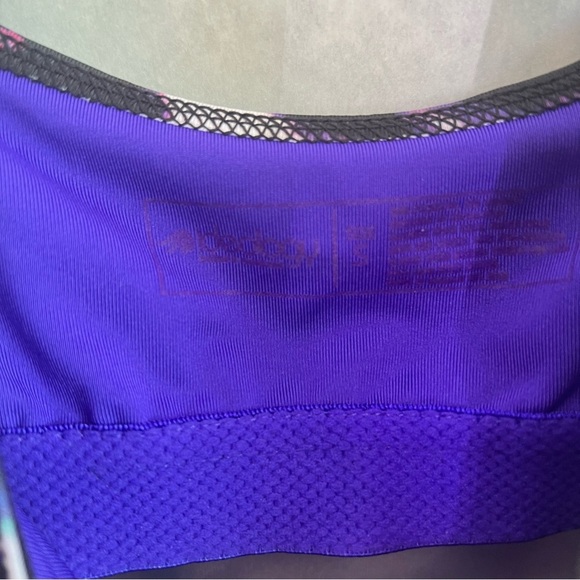 5/$25 Ideology workout tank top small - Picture 3 of 3